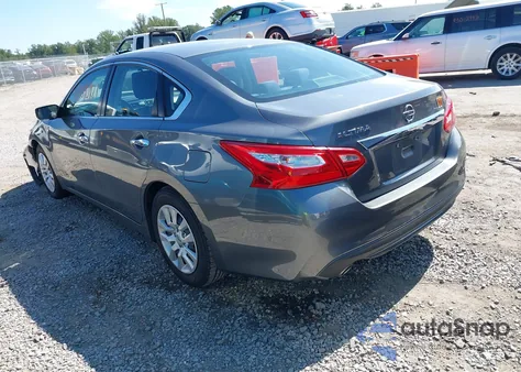 2016 Nissan Altima 2.5/2.5 S/2.5 Sl/2.5 Sr/2.5 Sv из США, поврежденный, VIN 1N4AL3AP3GC251361